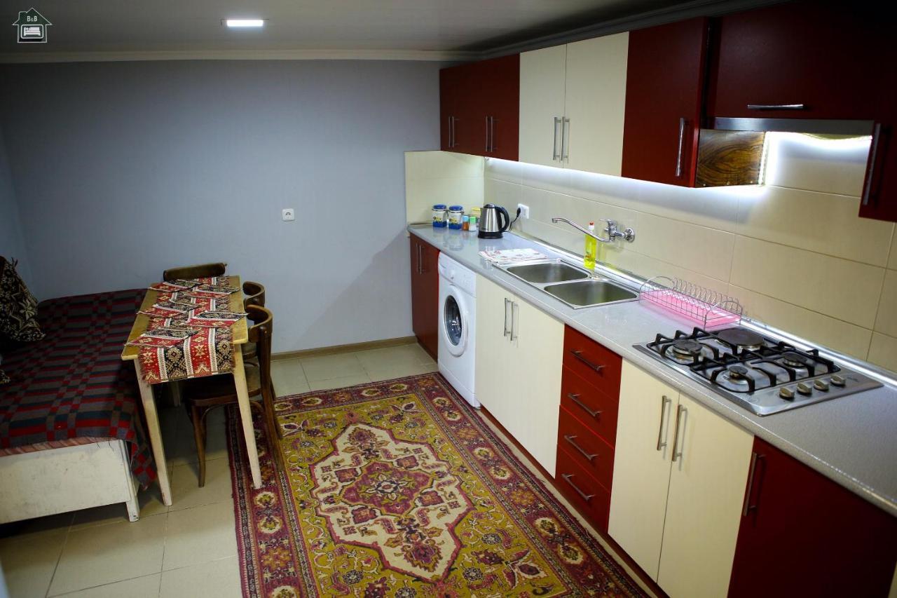 Guest House In Ghiumri Exterior foto